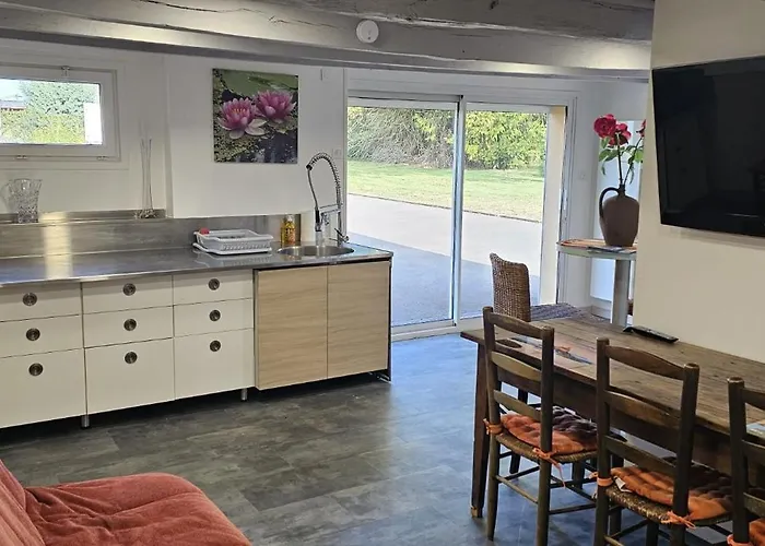 Domaine Normence En Baie Du Mont St Michel Marcilly (Manche)